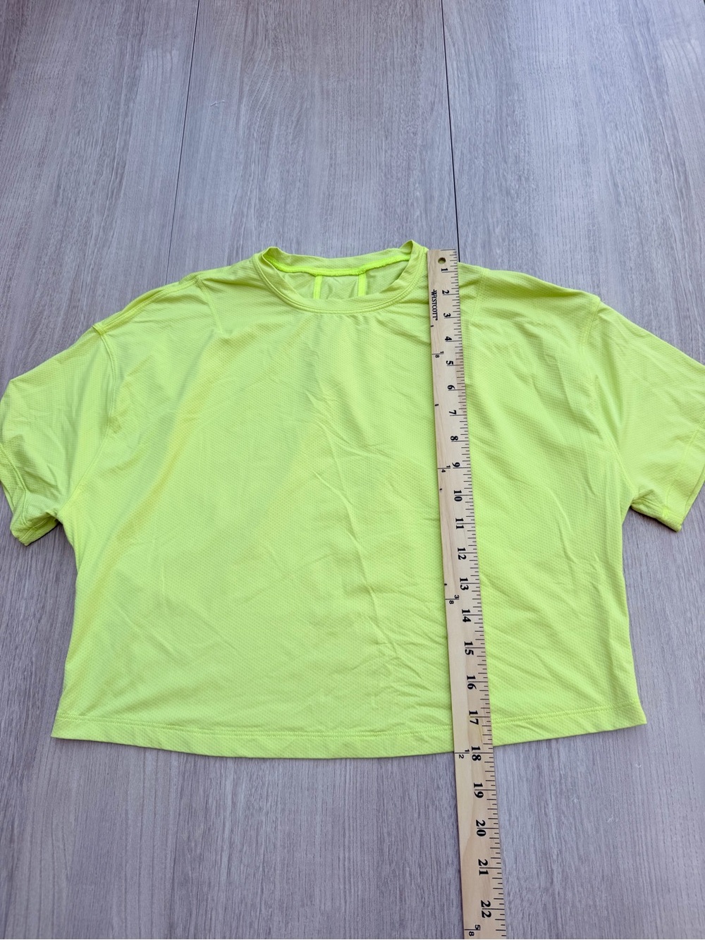 lululemon athletica Neon Yellow Short Sleeve Cropped Tee